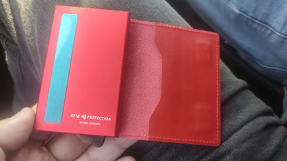 MAGNETIC SLIM Porta Carte di Credito in Vera Pelle Protezione RFID Cuoio Cerato Rosso