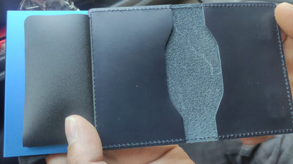 MAGNETIC SLIM Porta Carte di Credito in Vera Pelle Protezione RFID Cuoio Cerato Blu