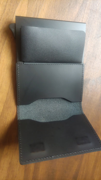 MAGNETIC SLIM Porta Carte di Credito in Vera Pelle Protezione RFID Cuoio Cerato Nero